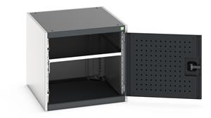Cabinet consists of 1 x 500mm door and 1 shelf adjustable to 25mm pitch  Internal dimensions of 635mm wide and 690mm deep... For Static Framework Benches only